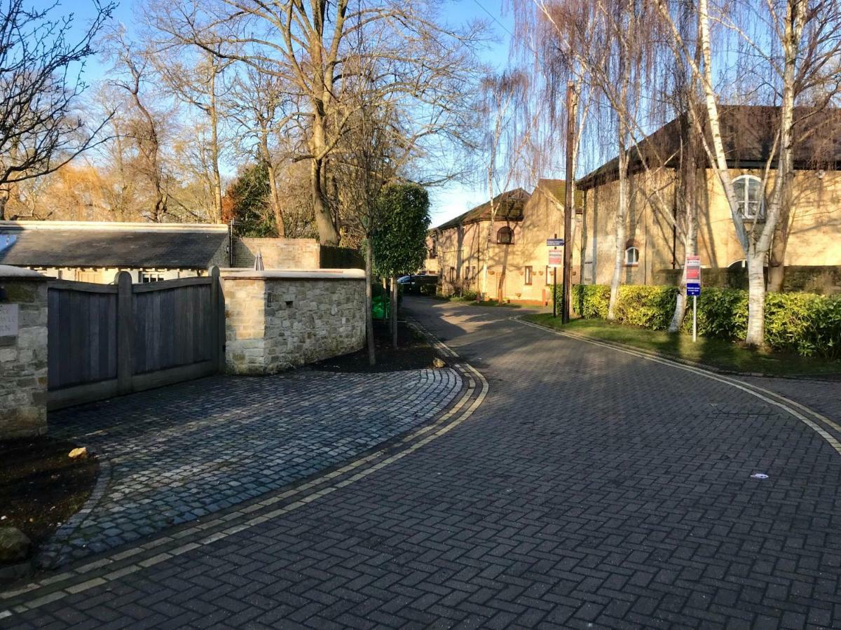Bury Knowle Stables Villa อ็อกซ์ฟอร์ด ภายนอก รูปภาพ